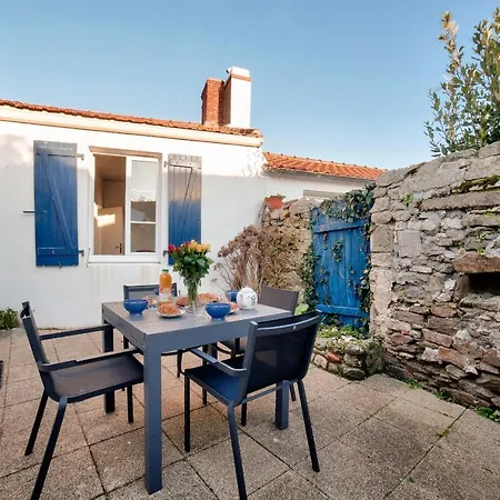 Jolie Maison Avec Cour Pour 5 Personnes Noirmoutier-en-l'Île Extérieur photo