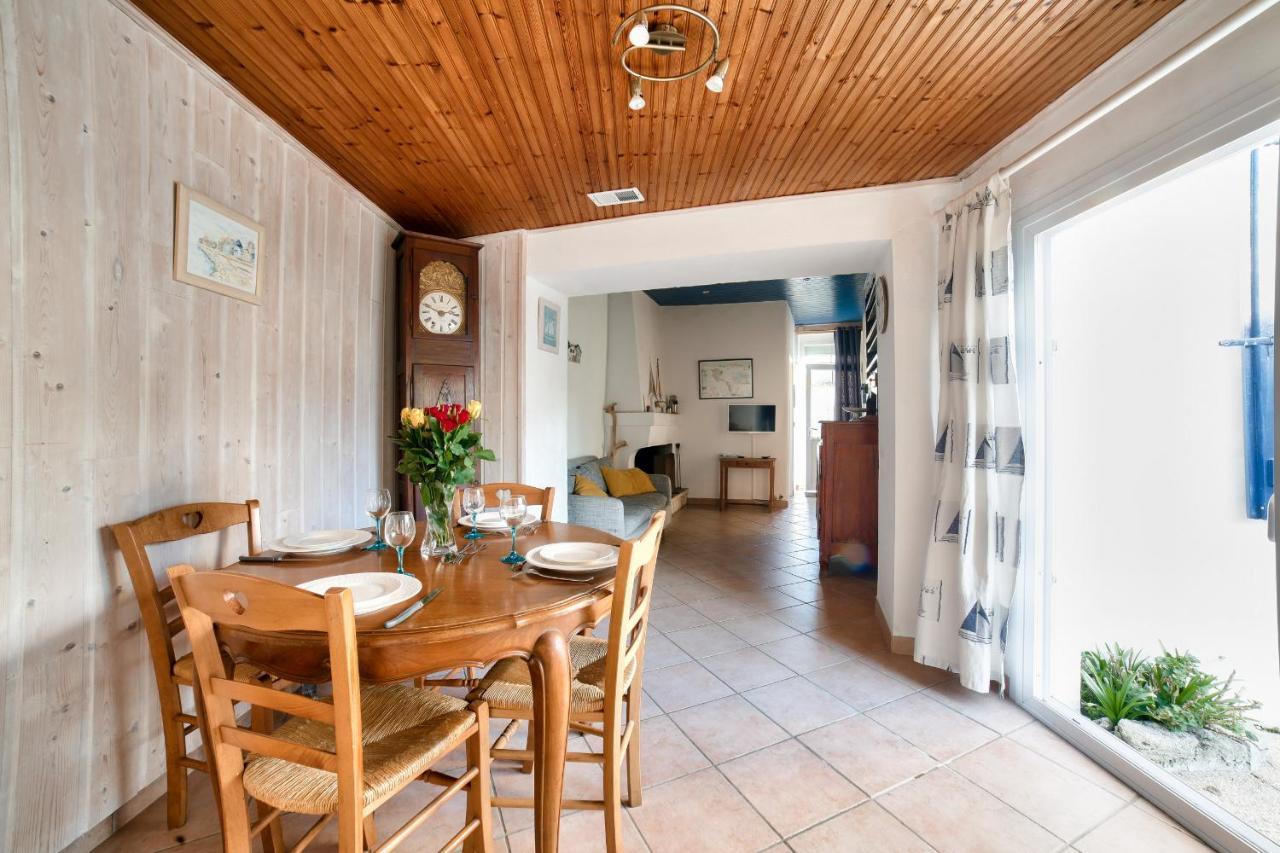 Jolie Maison Avec Cour Pour 5 Personnes Hébergement de vacances *