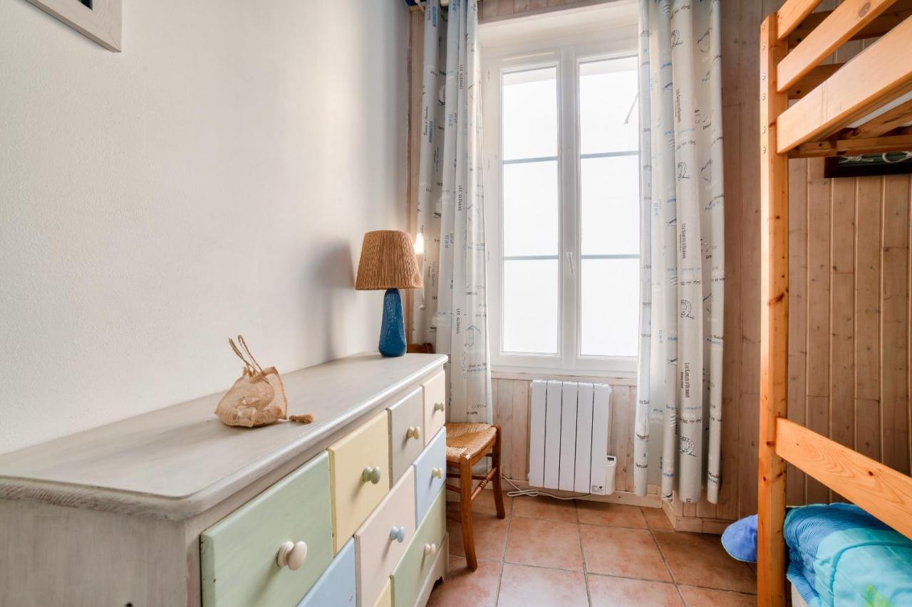Hébergement de vacances Jolie Maison Avec Cour Pour 5 Personnes *